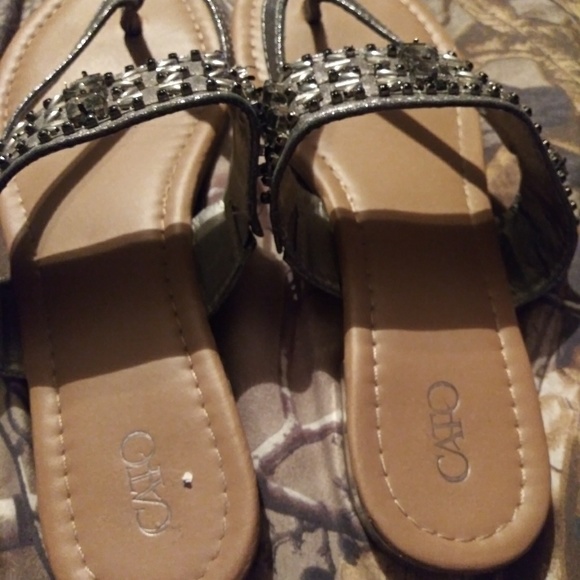 Cato beaded sandles - Picture 2 of 2